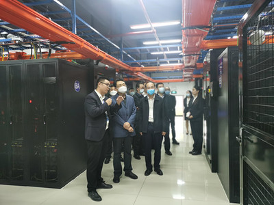 李永平局長(zhǎng)赴中國電信青海分公司督導(dǎo)醫(yī)保信息化建設(shè)與網(wǎng)絡(luò)工程承接工作